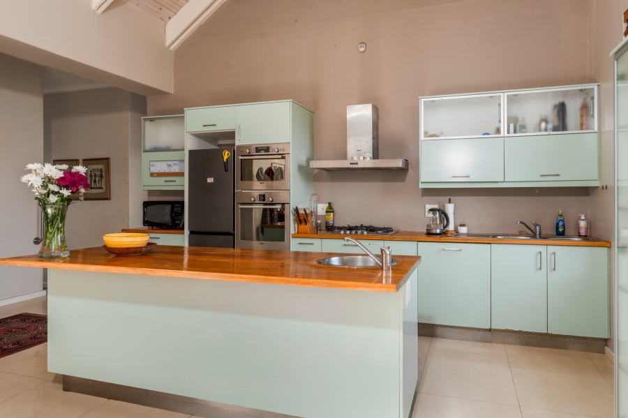 3 Bedroom Property for Sale in Lake Michelle Western Cape